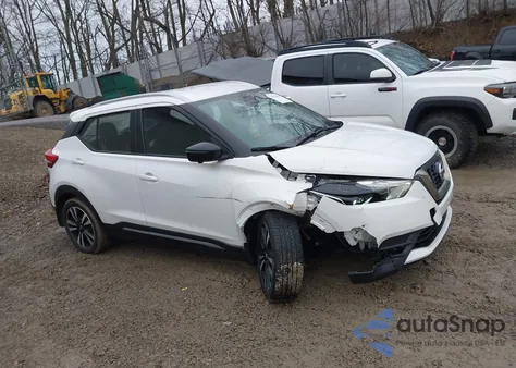 2020 Nissan Kicks Sr Xtronic Cvt z USA, uszkodzony, nr VIN 3N1CP5DV6LL533850